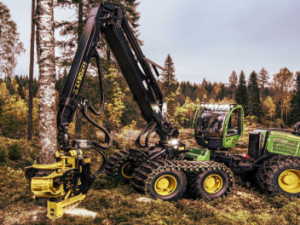 John Deere 1470G: Der Holzvollernter mit Halbkettenantrieb Screenshot deere.de
