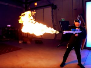 Boring Company: Der kleine Flammenwerfer Screenshot youtube.com