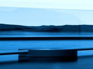 Xiaomi – Mi TV LUX: Das vollkommen durchsichtige Display Screenshot youtube.com