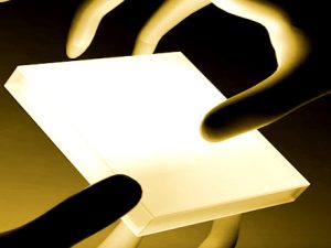 Licht-Gas - "Komprimierten in einer Box gefangene Photonen" Screenshot youtube.com