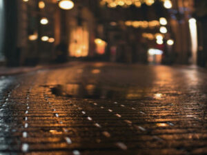 In welchem Maße wird der Staat die persönliche Freiheit im Hinblick auf finanzielle Angelegenheiten beeinträchtigen? Screenshot-youtube-com-dfgghgfjfgfj